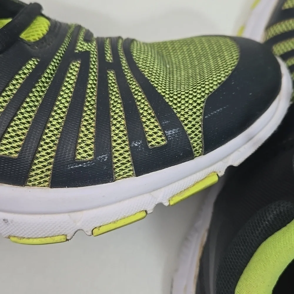 Nike Boys Flex Show TR5 Black and Neon